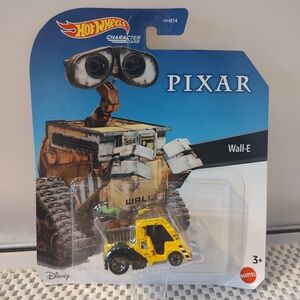 Wall-E Hot Wheels Character Cars Pixar Disney NWT
